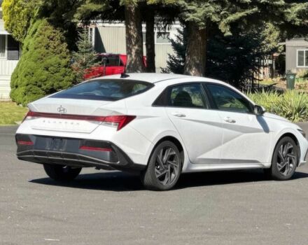 Хендай Элантра 2024 в Виннице на Automoto.ua Белый Хендай Элантра, объемом двигателя 2 л и пробегом 27 тыс. км за 11600 $, фото 4 на Automoto.ua