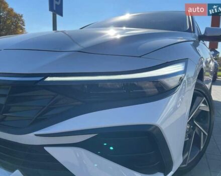 Белый Хендай Элантра, объемом двигателя 1.5 л и пробегом 1 тыс. км за 23900 $, фото 6 на Automoto.ua