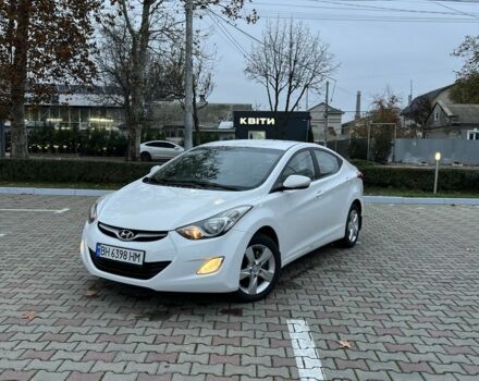 Білий Хендай Елантра, об'ємом двигуна 1.6 л та пробігом 141 тис. км за 8300 $, фото 1 на Automoto.ua