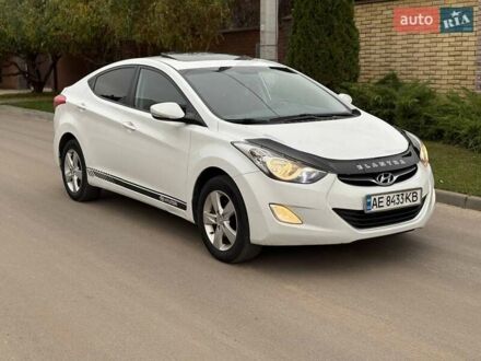 Белый Хендай Элантра, объемом двигателя 1.59 л и пробегом 187 тыс. км за 8700 $, фото 1 на Automoto.ua