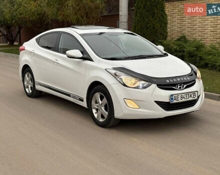 Белый Хендай Элантра, объемом двигателя 1.59 л и пробегом 187 тыс. км за 8700 $, фото 1 на Automoto.ua