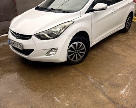 Белый Хендай Элантра, объемом двигателя 1.6 л и пробегом 203 тыс. км за 7200 $, фото 1 на Automoto.ua