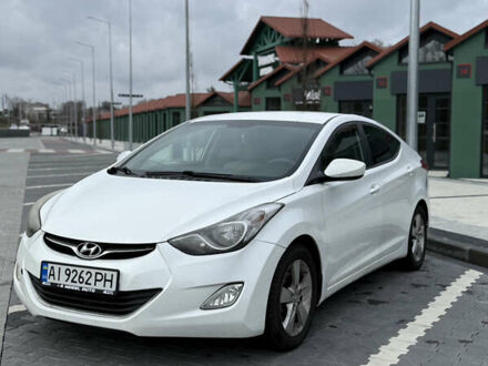 Белый Хендай Элантра, объемом двигателя 1.8 л и пробегом 252 тыс. км за 7200 $, фото 1 на Automoto.ua