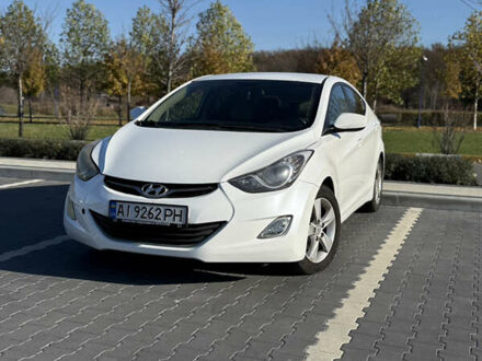 Белый Хендай Элантра, объемом двигателя 1.8 л и пробегом 255 тыс. км за 8400 $, фото 1 на Automoto.ua