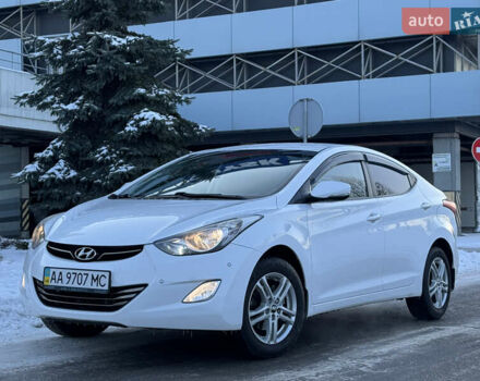 Белый Хендай Элантра, объемом двигателя 1.8 л и пробегом 116 тыс. км за 10500 $, фото 1 на Automoto.ua