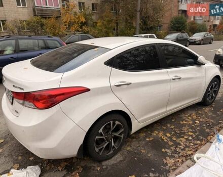 Хендай Элантра 2012 в Кобеляках на Automoto.ua Белый Хендай Элантра, объемом двигателя 1.59 л и пробегом 130 тыс. км за 11200 $, фото 1 на Automoto.ua
