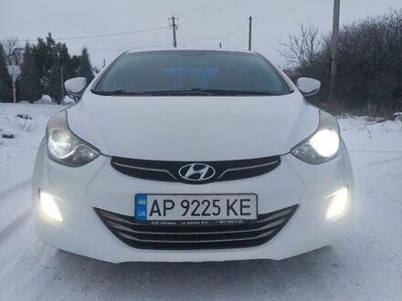 Білий Хендай Елантра, об'ємом двигуна 1.8 л та пробігом 241 тис. км за 8000 $, фото 1 на Automoto.ua