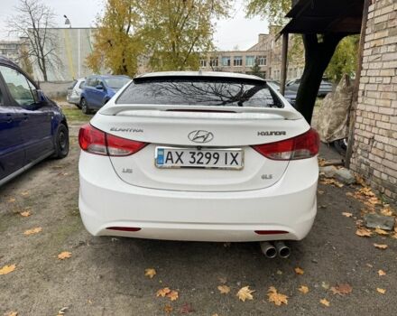 Білий Хендай Елантра, об'ємом двигуна 1.8 л та пробігом 155 тис. км за 4500 $, фото 1 на Automoto.ua