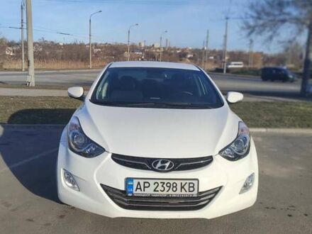Хендай Элантра 2013 в Запорожье на Automoto.ua Белый Хендай Элантра, объемом двигателя 1.8 л и пробегом 144 тыс. км за 9600 $, фото 1 на Automoto.ua