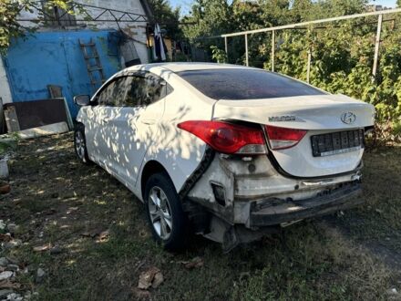 Хендай Елантра 2013 у Белой Церкве на Automoto.ua Білий Хендай Елантра, об'ємом двигуна 1.6 л та пробігом 194 тис. км за 4000 $, фото 1 на Automoto.ua