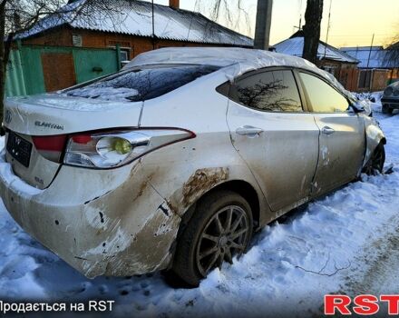 Белый Хендай Элантра, объемом двигателя 1.6 л и пробегом 15700 тыс. км за 3500 $, фото 1 на Automoto.ua