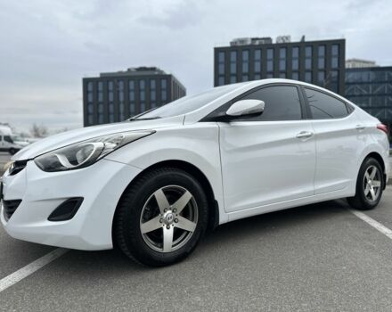 Білий Хендай Елантра, об'ємом двигуна 1.6 л та пробігом 107 тис. км за 9700 $, фото 1 на Automoto.ua
