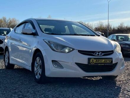 Белый Хендай Элантра, объемом двигателя 1.6 л и пробегом 201 тыс. км за 7300 $, фото 1 на Automoto.ua