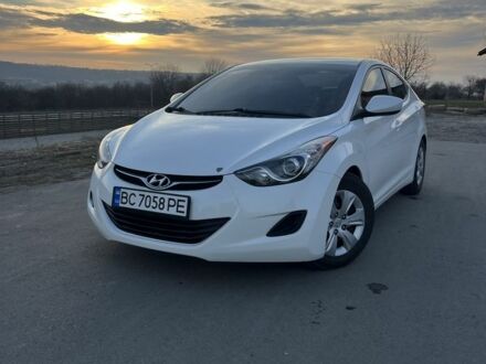 Белый Хендай Элантра, объемом двигателя 1.8 л и пробегом 117 тыс. км за 7900 $, фото 1 на Automoto.ua