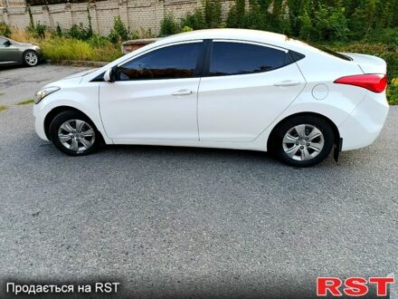 Білий Хендай Елантра, об'ємом двигуна 1.6 л та пробігом 246 тис. км за 7500 $, фото 1 на Automoto.ua