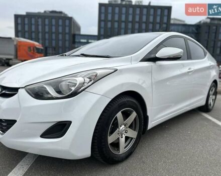 Білий Хендай Елантра, об'ємом двигуна 1.59 л та пробігом 107 тис. км за 9700 $, фото 1 на Automoto.ua