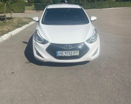 Белый Хендай Элантра, объемом двигателя 2 л и пробегом 93 тыс. км за 8700 $, фото 1 на Automoto.ua