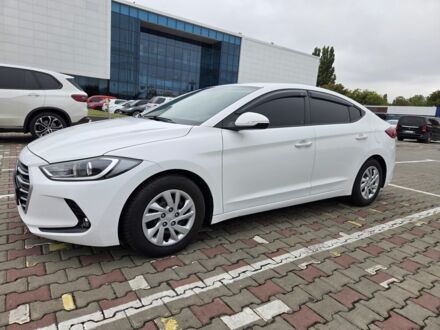 Белый Хендай Элантра, объемом двигателя 1.6 л и пробегом 195 тыс. км за 10500 $, фото 1 на Automoto.ua