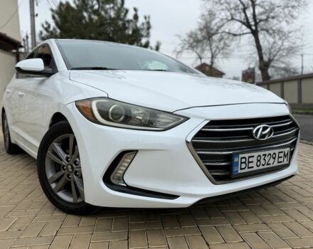 Белый Хендай Элантра, объемом двигателя 2 л и пробегом 136 тыс. км за 9799 $, фото 1 на Automoto.ua