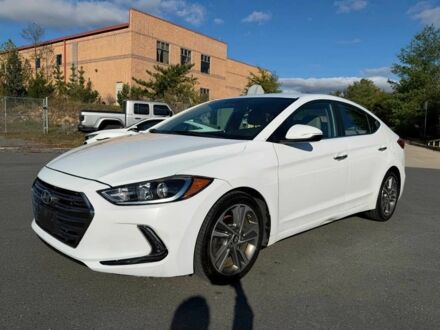 Хендай Элантра 2017 в Тернополе на Automoto.ua Белый Хендай Элантра, объемом двигателя 2 л и пробегом 59 тыс. км за 4000 $, фото 1 на Automoto.ua