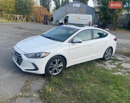 Белый Хендай Элантра, объемом двигателя 2 л и пробегом 152 тыс. км за 9000 $, фото 1 на Automoto.ua