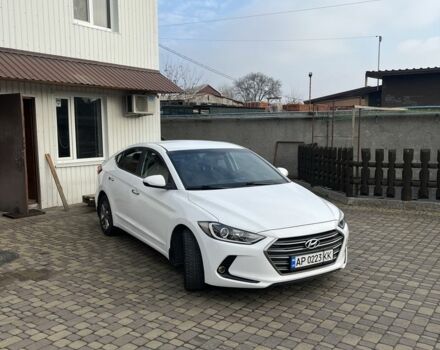 Белый Хендай Элантра, объемом двигателя 0 л и пробегом 140 тыс. км за 11600 $, фото 1 на Automoto.ua