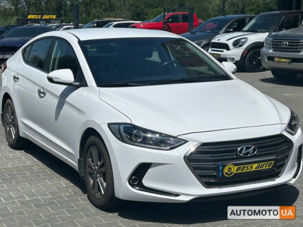 Хендай Елантра 2018 у Чернівцях на Automoto.ua Білий Хендай Елантра, об'ємом двигуна 1.6 л та пробігом 49 тис. км за 16400 $, фото 1 на Automoto.ua
