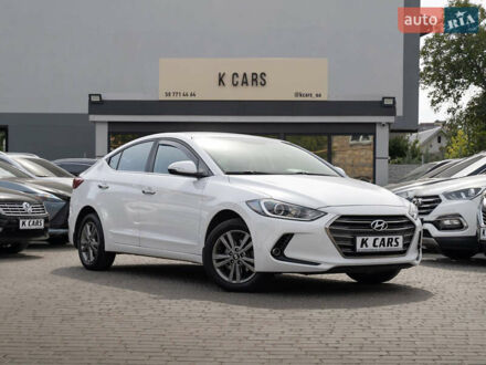 Белый Хендай Элантра, объемом двигателя 1.59 л и пробегом 135 тыс. км за 12900 $, фото 1 на Automoto.ua