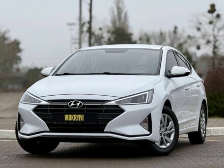 Білий Хендай Елантра, об'ємом двигуна 1.6 л та пробігом 132 тис. км за 12490 $, фото 1 на Automoto.ua