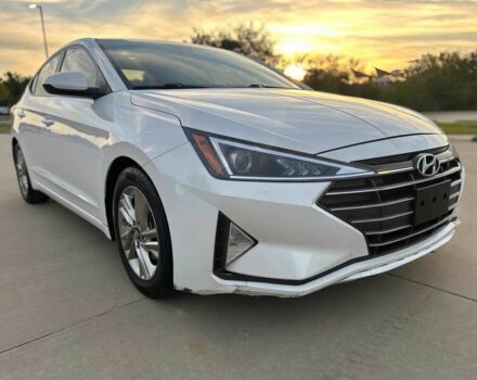 Белый Хендай Элантра, объемом двигателя 2 л и пробегом 38 тыс. км за 1700 $, фото 1 на Automoto.ua