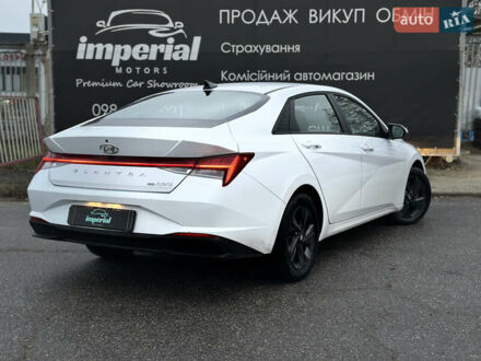 Білий Хендай Елантра, об'ємом двигуна 1.6 л та пробігом 63 тис. км за 18700 $, фото 1 на Automoto.ua