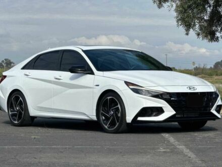 Белый Хендай Элантра, объемом двигателя 1.6 л и пробегом 21 тыс. км за 10800 $, фото 1 на Automoto.ua