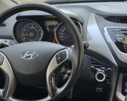 Бежевый Хендай Элантра, объемом двигателя 1.6 л и пробегом 85 тыс. км за 10000 $, фото 13 на Automoto.ua