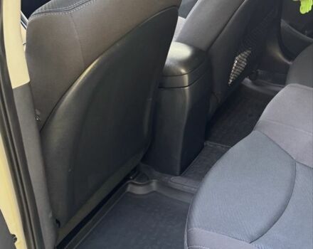 Бежевый Хендай Элантра, объемом двигателя 1.6 л и пробегом 85 тыс. км за 10000 $, фото 14 на Automoto.ua