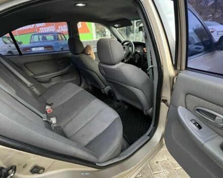 Бежевый Хендай Элантра, объемом двигателя 1.6 л и пробегом 250 тыс. км за 2100 $, фото 3 на Automoto.ua