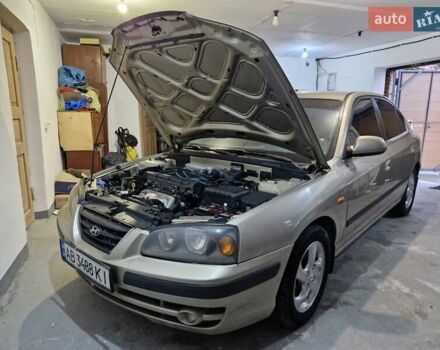 Бежевый Хендай Элантра, объемом двигателя 1.98 л и пробегом 320 тыс. км за 3300 $, фото 1 на Automoto.ua