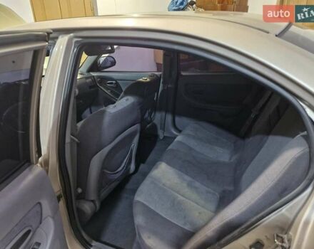 Бежевый Хендай Элантра, объемом двигателя 1.98 л и пробегом 320 тыс. км за 3300 $, фото 7 на Automoto.ua