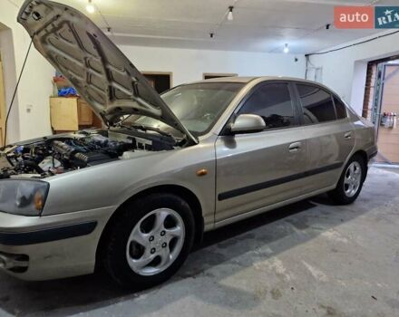 Бежевый Хендай Элантра, объемом двигателя 1.98 л и пробегом 320 тыс. км за 3300 $, фото 3 на Automoto.ua