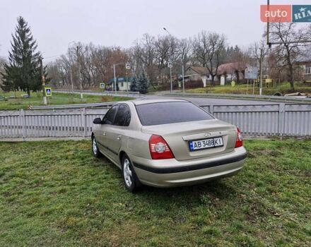 Бежевый Хендай Элантра, объемом двигателя 1.98 л и пробегом 320 тыс. км за 3200 $, фото 1 на Automoto.ua