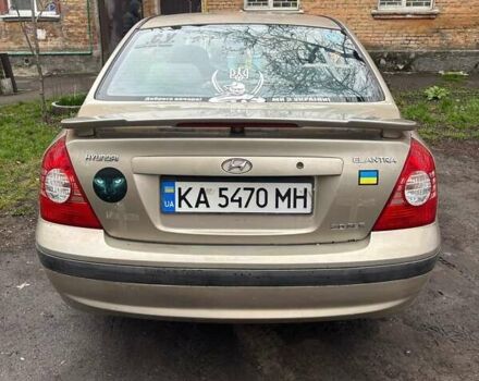 Бежевий Хендай Елантра, об'ємом двигуна 2 л та пробігом 294 тис. км за 3400 $, фото 1 на Automoto.ua