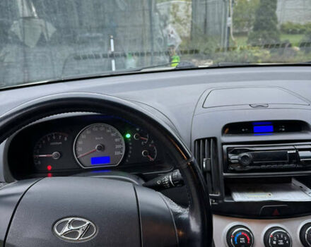 Бежевий Хендай Елантра, об'ємом двигуна 1.6 л та пробігом 174 тис. км за 6200 $, фото 9 на Automoto.ua