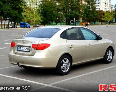 Бежевый Хендай Элантра, объемом двигателя 1.6 л и пробегом 256 тыс. км за 4850 $, фото 4 на Automoto.ua