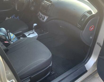 Бежевый Хендай Элантра, объемом двигателя 1.59 л и пробегом 143 тыс. км за 7200 $, фото 4 на Automoto.ua