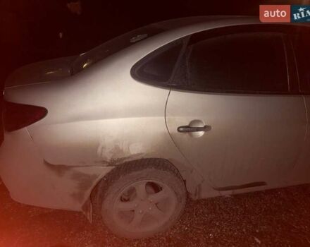 Бежевий Хендай Елантра, об'ємом двигуна 1.59 л та пробігом 250 тис. км за 4600 $, фото 3 на Automoto.ua