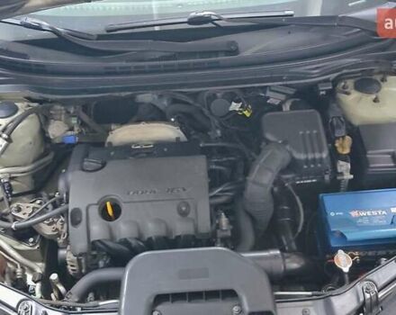 Бежевый Хендай Элантра, объемом двигателя 1.59 л и пробегом 220 тыс. км за 4800 $, фото 8 на Automoto.ua