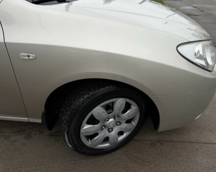 Бежевый Хендай Элантра, объемом двигателя 1.6 л и пробегом 270 тыс. км за 6400 $, фото 3 на Automoto.ua