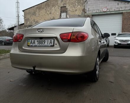 Бежевый Хендай Элантра, объемом двигателя 1.6 л и пробегом 270 тыс. км за 6400 $, фото 4 на Automoto.ua