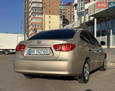 Хендай Элантра 2008 в Николаеве на Automoto.ua Бежевый Хендай Элантра, объемом двигателя 1.59 л и пробегом 138 тыс. км за 7000 $, фото 4 на Automoto.ua