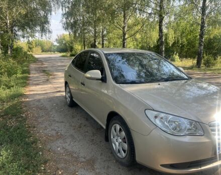 Бежевый Хендай Элантра, объемом двигателя 1.59 л и пробегом 166 тыс. км за 6300 $, фото 1 на Automoto.ua