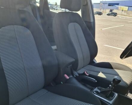 Бежевый Хендай Элантра, объемом двигателя 1.6 л и пробегом 154 тыс. км за 5900 $, фото 8 на Automoto.ua